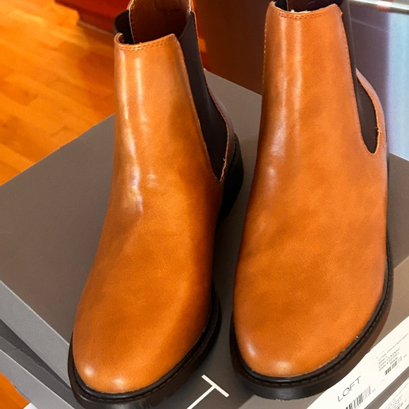 LOFT Classic Chelsea Boot-Missy Size 7 Cognac NWB - Picture 7 of 8